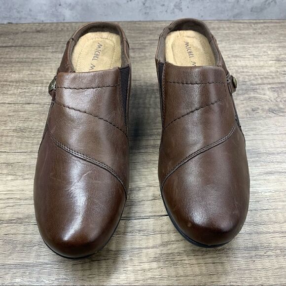 Michel M.~Women’s~Brown~Leather~Mules Heels~Size 10M  - Picture 3 of 9